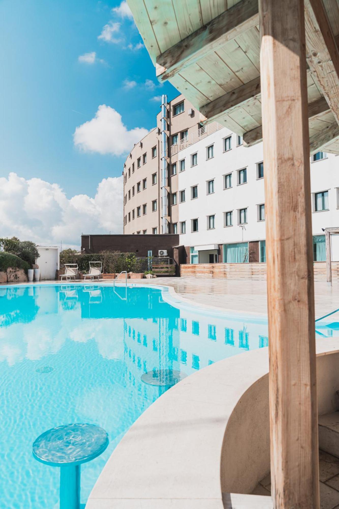 Mercure Olbia Kültér fotó